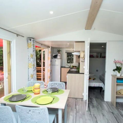 Cliquez pour découvrir toutes les photos de l'HÉBERGEMENT ! mobilhome - Le Luberon photo 4