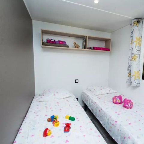 Cliquez pour découvrir toutes les photos de l'HÉBERGEMENT ! mobilhome - Le Luberon photo 5