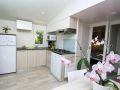 Cliquez pour découvrir toutes les photos de l'HÉBERGEMENT ! mobilhome - établissement Le Luberon photo 2