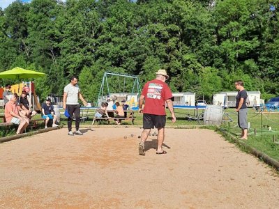 Cliquez pour découvrir toutes les photos de l'ÉTABLISSEMENT ! camping Village Des Bons-Hommes Au Pré Cathare photo 5