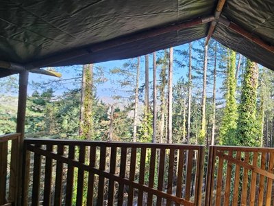 Cliquez pour découvrir toutes les photos de l'HÉBERGEMENT ! tente en toile et bois - Vodatent Luna Del Monte photo 3