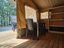Cliquez pour découvrir toutes les photos de l'HÉBERGEMENT ! tente en toile et bois - camping Vodatent Luna Del Monte photo 3