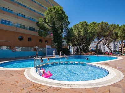 Cliquez pour découvrir toutes les photos de l'ÉTABLISSEMENT ! résidence Rentalmar Blue Beach Apartments photo 2
