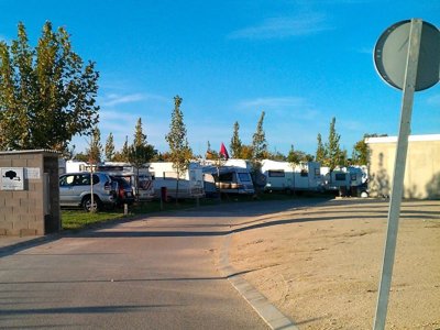 Cliquez pour découvrir toutes les photos de l'ÉTABLISSEMENT ! camping Zaragoza photo 8