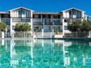 Camping Pas Cher vous présente avec son site Officiel campingpascher.fr, le Village vacances Mer & Golf Bidart Residence Ilbarritz classé 4 étoiles, situé sur la commune de Bidart dans le département Pyrénées-atlantiques (Aquitaine) en France. Le village vacances Mer & Golf Bidart Residence Ilbarritz vous propose un hébergement de type appartement de 31 m² (télévision). L'établissement vous propose 2 autres types d'hébergements. Découvrez tous nos séjours à petits prix dans la commune et aux alentours de Bidart du département : Pyrénées-atlantiques (Aquitaine). Piscine extérieure, Aire de jeux enfants, Court de tennis, Ping-pong, Terrain de volley-ball,... En savoir plus : cliquez-ICI.