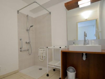 Cliquez pour découvrir toutes les photos de l'HÉBERGEMENT ! studio - La Du Château De Jouarres photo 4