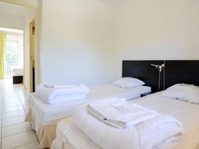 Cliquez pour découvrir toutes les photos de l'HÉBERGEMENT ! appartement - La Du Château De Jouarres photo 2