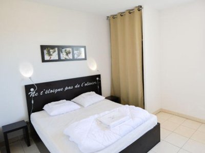 Cliquez pour découvrir toutes les photos de l'HÉBERGEMENT ! appartement - La Du Château De Jouarres photo 3