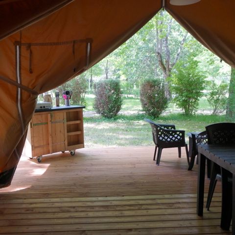 Cliquez pour découvrir toutes les photos de l'HÉBERGEMENT ! tente toile et bois - Vodatent Pittoresque photo 3