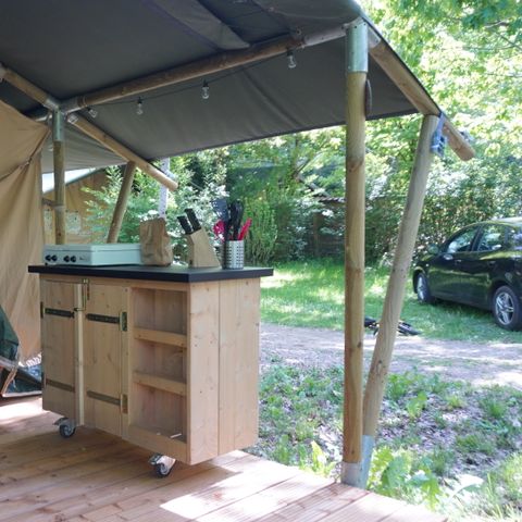 Cliquez pour découvrir toutes les photos de l'HÉBERGEMENT ! tente toile et bois - Vodatent Pittoresque photo 4