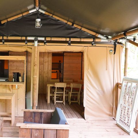 Cliquez pour découvrir toutes les photos de l'HÉBERGEMENT ! tente toile et bois - Vodatent Pittoresque photo 3