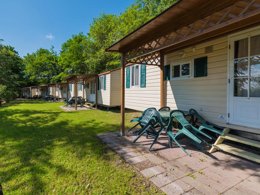 Camping Pas Cher vous présente avec son site Officiel campingpascher.fr, le Camping Il Poggetto classé 3 étoiles, situé sur la commune de Cellai dans le département Florence (Toscane) en Italie. Le camping Il Poggetto, vous présente un hébergement de type caravane de 20 m² avec climatisation. Le camping Il Poggetto vous propose du sam. 28 mars au sam. 04 avril 2026 pour 7 nuits à 819€. Cette location propose 163 dates différentes pour réserver votre séjour. Découvrez également les 12 autres gammes d'hébergements du camping. Les Avis clients pour le Camping Il Poggetto sont excellents avec une note moyenne de 10 sur 10. Piscine extérieure, Animation enfants, Club enfants, Centre équestre, Cyclisme, Ping-pong, Randonnée, Terrain de football, Terrain de volley-ball, Terrain multisports, Bar, Plats à emporter, Restaurant, Snack/Bar, Épicerie,... En savoir plus : cliquez-ICI.