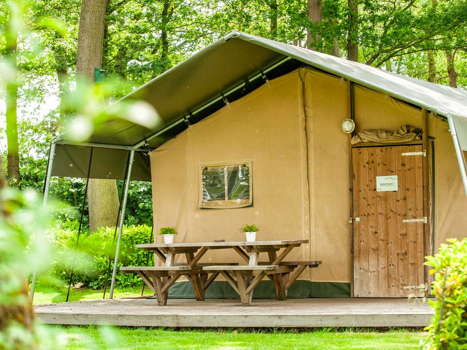 Cliquez pour découvrir toutes les photos de l'HÉBERGEMENT ! tente toile et bois - Recreatiepark Den Blanken photo 3