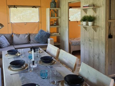 Cliquez pour découvrir toutes les photos de l'HÉBERGEMENT ! hébergement insolite - Vakantiehoeve Si-Es-An photo 4