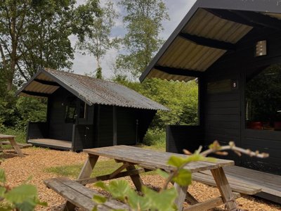 Cliquez pour découvrir toutes les photos de l'HÉBERGEMENT ! tente en toile et bois - Vakantiehoeve Si-Es-An photo 7
