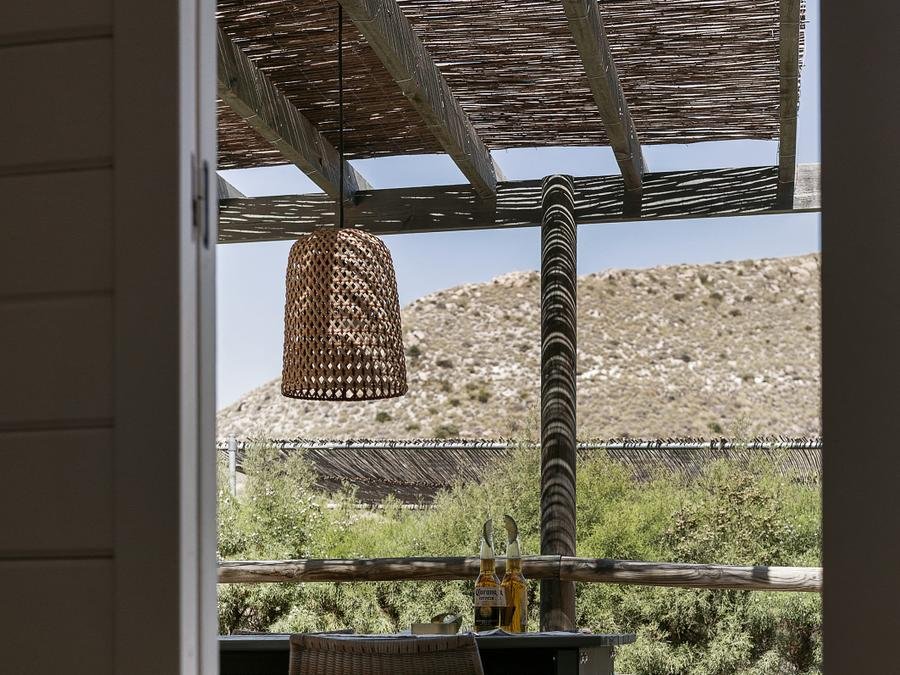Camping Pas Cher vous présente avec son site Officiel campingpascher.fr, le Camping Wecamp Cabo De Gata classé 3 étoiles, situé sur la commune de Las Negras dans le département Almería (Andalousie) en Espagne. Le camping Wecamp Cabo De Gata, vous présente un hébergement de type studio de 20 m² avec climatisation. Le camping Wecamp Cabo De Gata vous propose du dimanche 01 novembre au dimanche 08 novembre 2026 pour 7 nuits à 453€. Cette location propose 129 dates différentes pour réserver votre séjour. Découvrez également les 9 autres gammes d'hébergements du camping. Piscine extérieure, Animations familiales, Club ados, Club enfants, Aire de jeux enfants, Terrain multisports, Bar, Restaurant, Épicerie,... En savoir plus : cliquez-ICI.