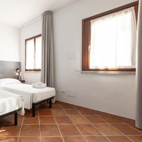 Cliquez pour découvrir toutes les photos de l'HÉBERGEMENT ! appartement - Le Rocce Rosse photo 3