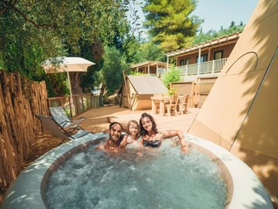 Cliquez pour découvrir toutes les photos de l'HÉBERGEMENT ! tente - Lago Idro Glamping Boutique photo 2