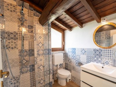 Cliquez pour découvrir toutes les photos de l'HÉBERGEMENT ! appartement - Sivinos Boutique photo 6