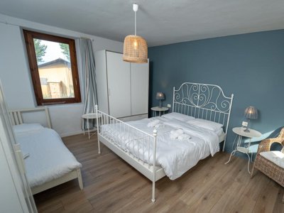 Cliquez pour découvrir toutes les photos de l'HÉBERGEMENT ! appartement - Sivinos Boutique photo 3