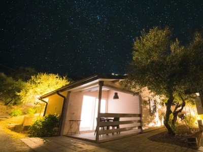 Cliquez pour découvrir toutes les photos de l'HÉBERGEMENT ! chalet - Vallicella Glamping Resort photo 2