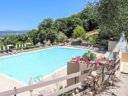 Camping Pas Cher vous présente avec son site Officiel campingpascher.fr, le Camping Vallicella Glamping Resort classé 3 étoiles, situé sur la commune de Scarlino dans le département Grosseto (Toscane) en Italie. Le camping Vallicella Glamping Resort, vous présente un hébergement de type tente de 11 m² pour 2 personnes. Le camping Vallicella Glamping Resort vous propose du lundi 21 septembre au lundi 28 septembre 2026 pour 7 nuits à 161€. Cette location propose 109 dates différentes pour réserver votre séjour. Découvrez également les 17 autres gammes d'hébergements du camping. Les Avis clients pour le Camping Vallicella Glamping Resort sont excellents avec une note moyenne de 10 sur 10. Piscine extérieure, Animation enfants, Animations familiales, Club enfants, Aire de jeux enfants, Terrain de volley-ball, Terrain multisports, Bar, Restaurant, Épicerie,... En savoir plus : cliquez-ICI.