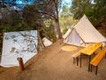 Cliquez pour découvrir toutes les photos de l'HÉBERGEMENT ! tente toile et bois - établissement Kampaoh Tossa De Mar photo 3