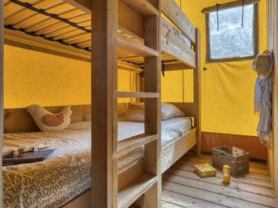 Cliquez pour découvrir toutes les photos de l'HÉBERGEMENT ! tente en toile et bois - Slow Village La Roque-sur-Cèze photo 15