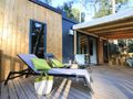 Cliquez pour découvrir toutes les photos de l'HÉBERGEMENT ! lodge - établissement Le Green Resort photo 2