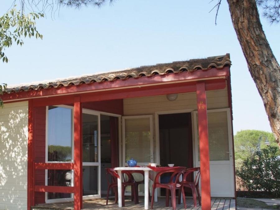 Camping Pas Cher vous présente avec son site Officiel campingpascher.fr, le Camping Tikayan Les Cigales classé 5 étoiles, situé sur la commune de Le Muy dans le département Var (Provence Alpes Côte D'azur) en France. Le camping Tikayan Les Cigales, vous présente un hébergement de type mobil-home de 30 m² pour 3 personnes avec climatisation et télévision. Le camping Tikayan Les Cigales vous proposeun séjour PAS CHER avec une REMISEdu lundi 08 juin au lundi 15 juin 2026, en promotion à -60% pour 7 nuits à 501,20 € au lieu de 1253,0 € soit une Économie de 751,80 €. Cette location propose 19 dates différentes pour réserver votre séjour. Découvrez également les 28 autres gammes d'hébergements du camping. Les Avis clients pour le Camping Tikayan Les Cigales sont de 7 sur 10. Mer, Parc aquatique, Piscine extérieure, Animations familiales, Club ados, Club enfants, Aire de jeux enfants, Canoë-kayak, Court de tennis, Ping-pong, Plongée, Pétanque, Randonnée, Salle de jeux vidéo, Ski nautique, Terrain de volley-ball, Terrain multisports, Voile, Bar, Dépôt de pain, Plats à emporter, Restaurant, Snack/Bar, Supermarché,... En savoir plus : cliquez-ICI.