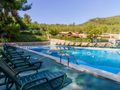 Camping Pas Cher vous présente avec son site Officiel campingpascher.fr, le Établissement Kampaoh Navajas, situé sur la commune de Navajas dans le département Castellón (Région De Valence) en Espagne. L'établissement Kampaoh Navajas vous propose un hébergement de type tente toile et bois. L'établissement vous propose 4 autres types d'hébergements. Découvrez tous nos séjours à petits prix dans la commune et aux alentours de Navajas du département : Castellón (Région De Valence).... En savoir plus : cliquez-ICI.