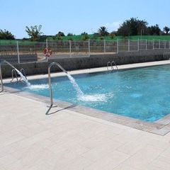 Camping Pas Cher vous présente avec son site Officiel campingpascher.fr, le Établissement Kampaoh Villajoyosa, situé sur la commune de Villajoyosa dans le département Alicante (Région De Valence) en Espagne. L'établissement Kampaoh Villajoyosa vous propose un hébergement de type tente toile et bois. L'établissement vous propose 3 autres types d'hébergements. Découvrez tous nos séjours à petits prix dans la commune et aux alentours de Villajoyosa du département : Alicante (Région De Valence).... En savoir plus : cliquez-ICI.