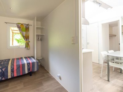 Cliquez pour découvrir toutes les photos de l'HÉBERGEMENT ! mobil-home - Le Barutel photo 3