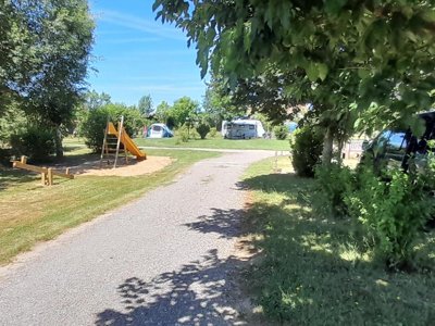 Cliquez pour découvrir toutes les photos de l'ÉTABLISSEMENT ! camping Sun Valley - La Garenne Eguzon photo 14