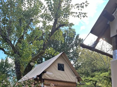 Cliquez pour découvrir toutes les photos de l'HÉBERGEMENT ! hébergement insolite - Dordogne Les Cinq Châteaux photo 4