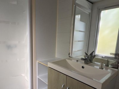 Cliquez pour découvrir toutes les photos de l'HÉBERGEMENT ! mobil-home - Dordogne Les Cinq Châteaux photo 6