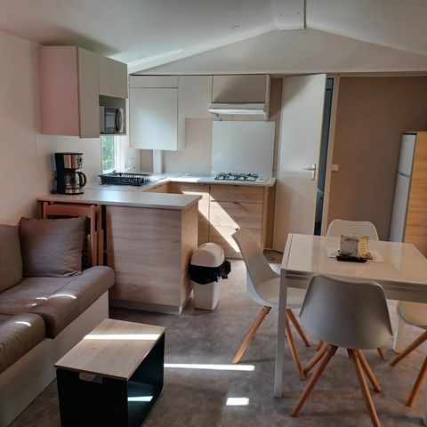 Cliquez pour découvrir toutes les photos de l'HÉBERGEMENT ! mobilhome - Les Iles photo 2