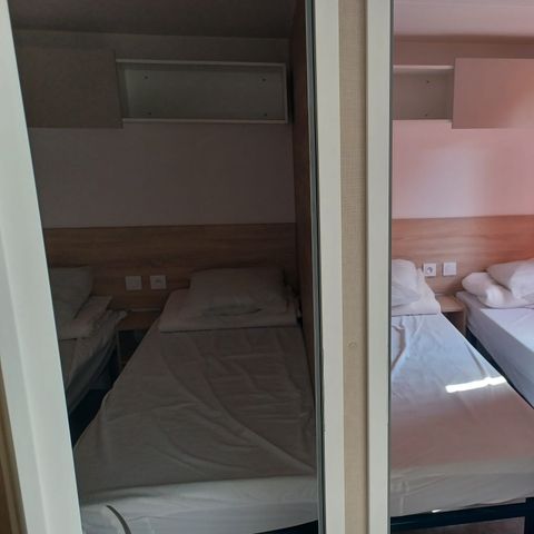 Cliquez pour découvrir toutes les photos de l'HÉBERGEMENT ! mobilhome - Les Iles photo 4