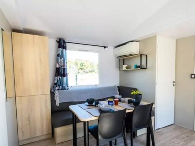Cliquez pour découvrir toutes les photos de l'HÉBERGEMENT ! mobil-home - De L' Arquet photo 3